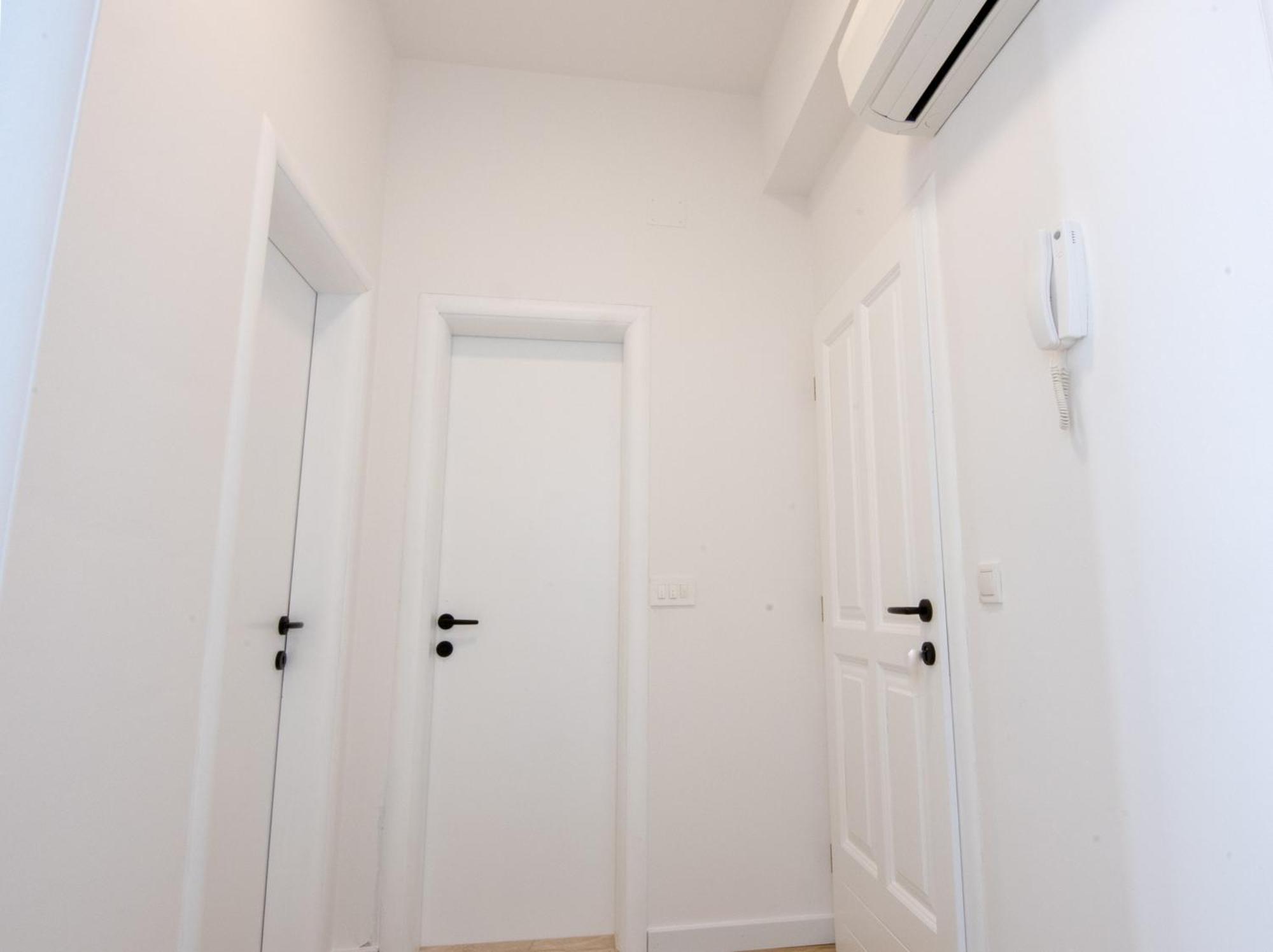Bed & Breakfast Portun In The Center บาชกาโวดา ภายนอก รูปภาพ