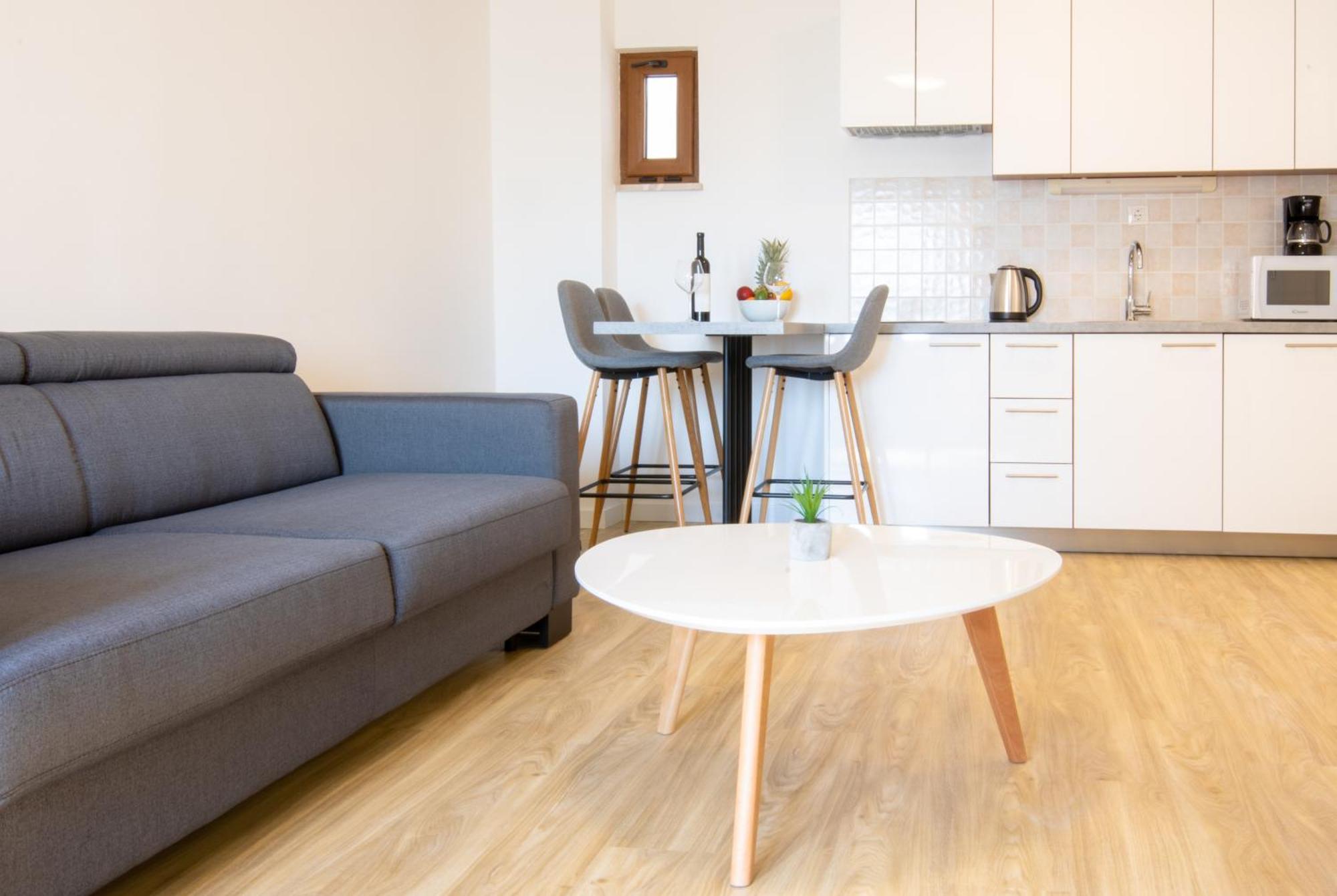 Bed & Breakfast Portun In The Center บาชกาโวดา ภายนอก รูปภาพ
