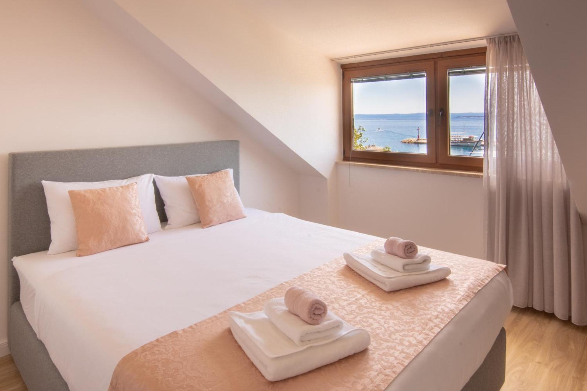 Bed & Breakfast Portun In The Center บาชกาโวดา ภายนอก รูปภาพ