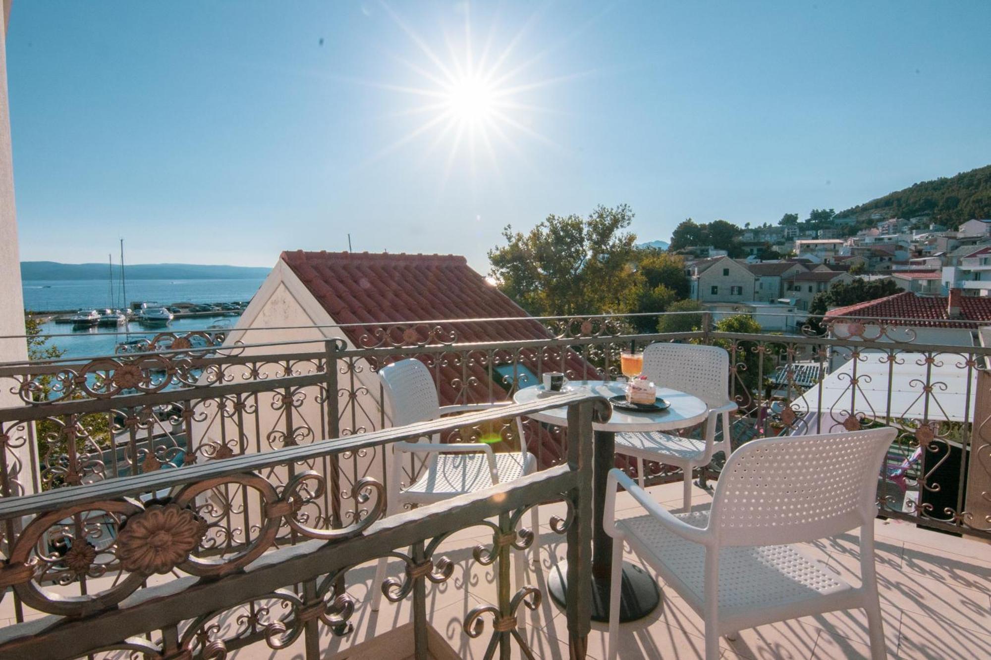 Bed & Breakfast Portun In The Center บาชกาโวดา ภายนอก รูปภาพ